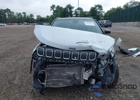 2022 Jeep Compass Limited 4X4 из США, поврежденный, VIN 3C4NJDCB2NT122490